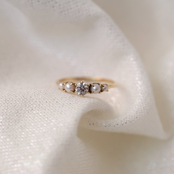 Seraphic ring gold ring, engagement ring wedding band pearl ring - Picture 4 of 6